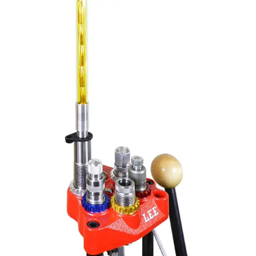 Sada obsahuje adaptér pro samostatnou tubu do matrice LEE Inline Die Only a 5 podávacích tub na střely. Diametr střel .220-.463.